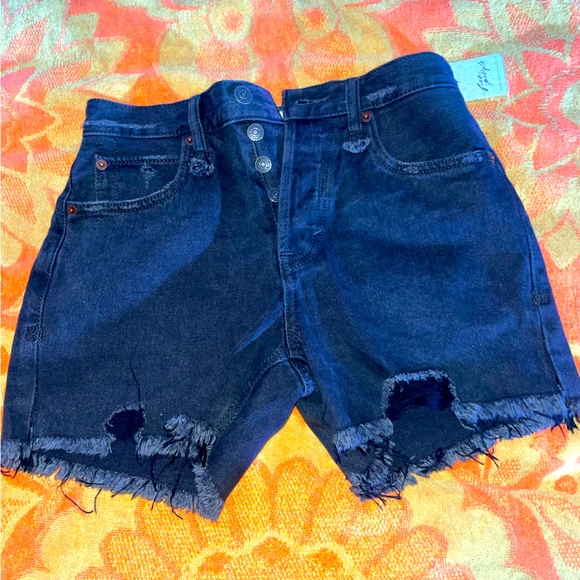 Free People Black Jean Shorts with Frayed Hem Sz 24 NWT - Picture 1 of 4